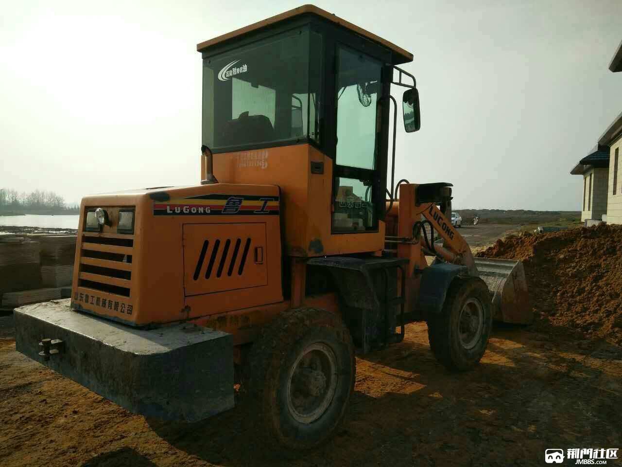 鲁工12铲车出售