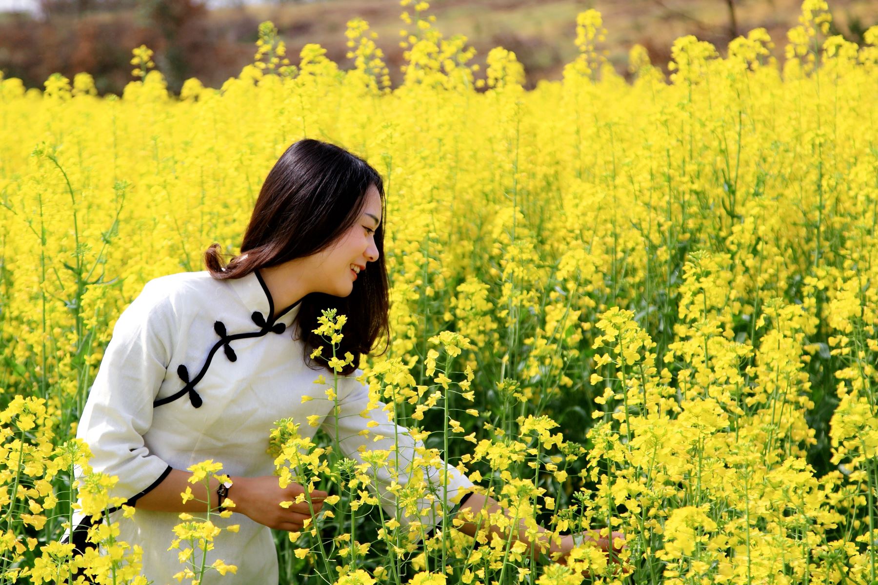 春天美女 大自然风景图片