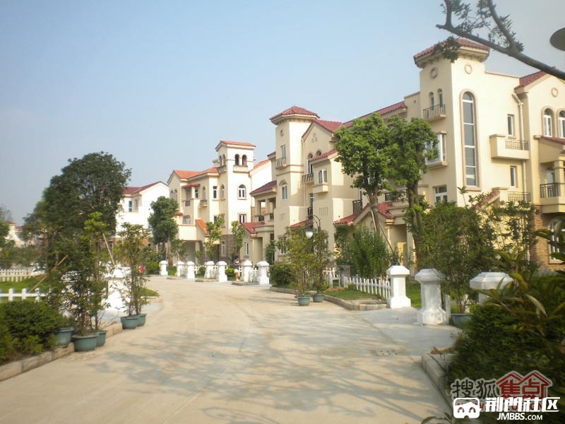 碧桂园凤仪湾联排边位别墅出售 - 中介房源 - 荆门社区 - 强势媒体