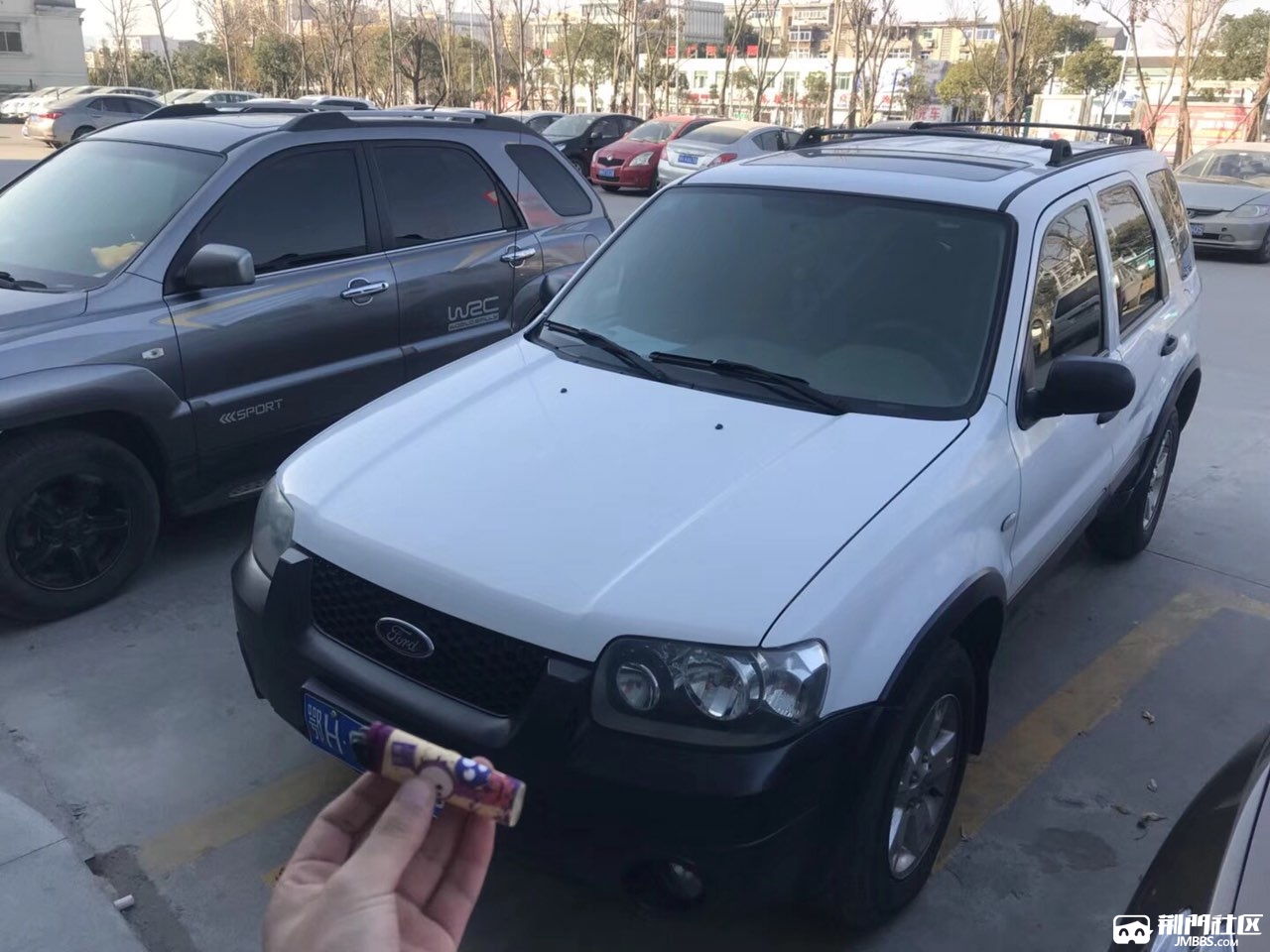 05年进口福特翼虎35万出售