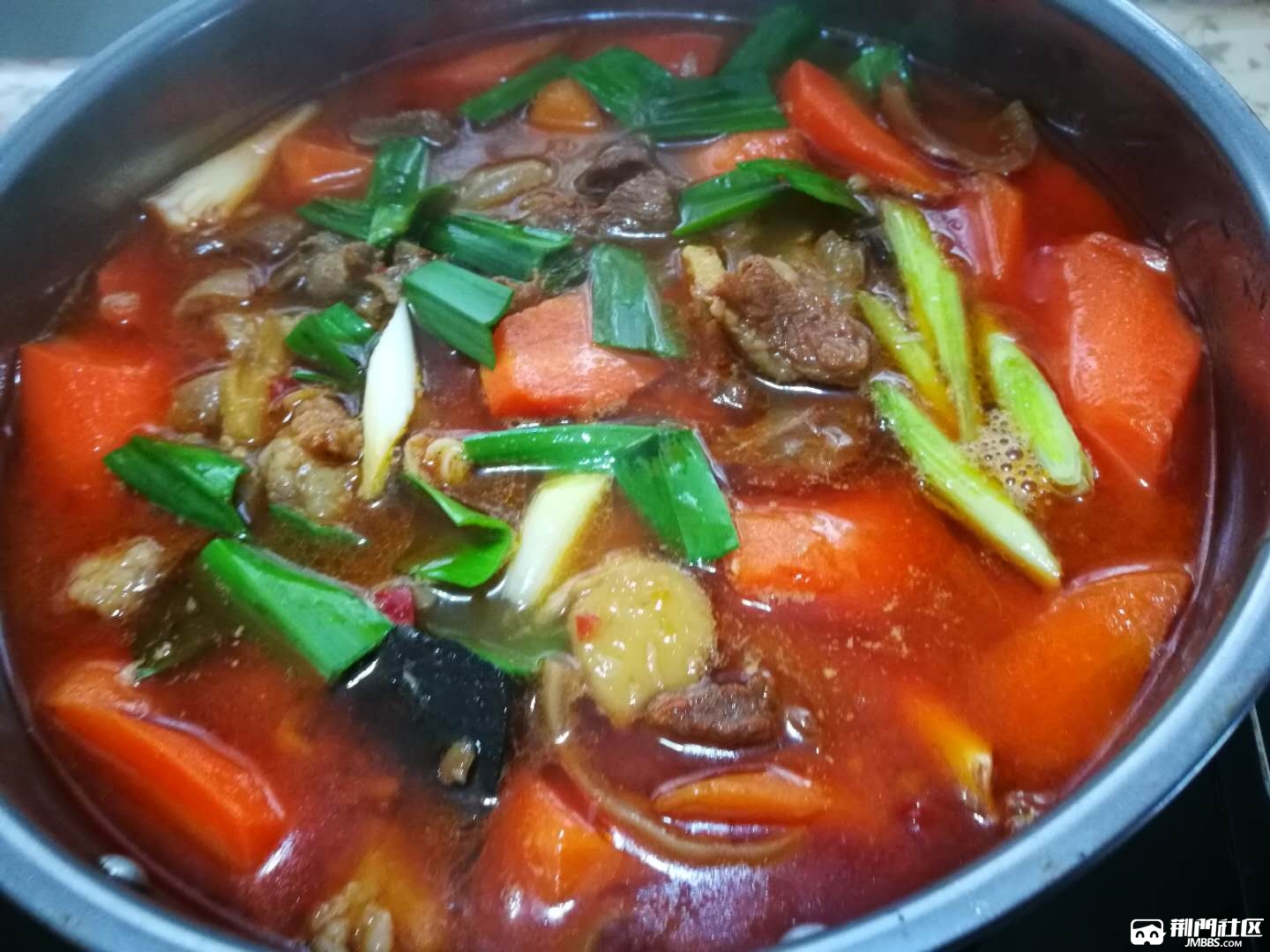 【每日美食打卡】厨男做的羊肉炖胡萝卜火锅