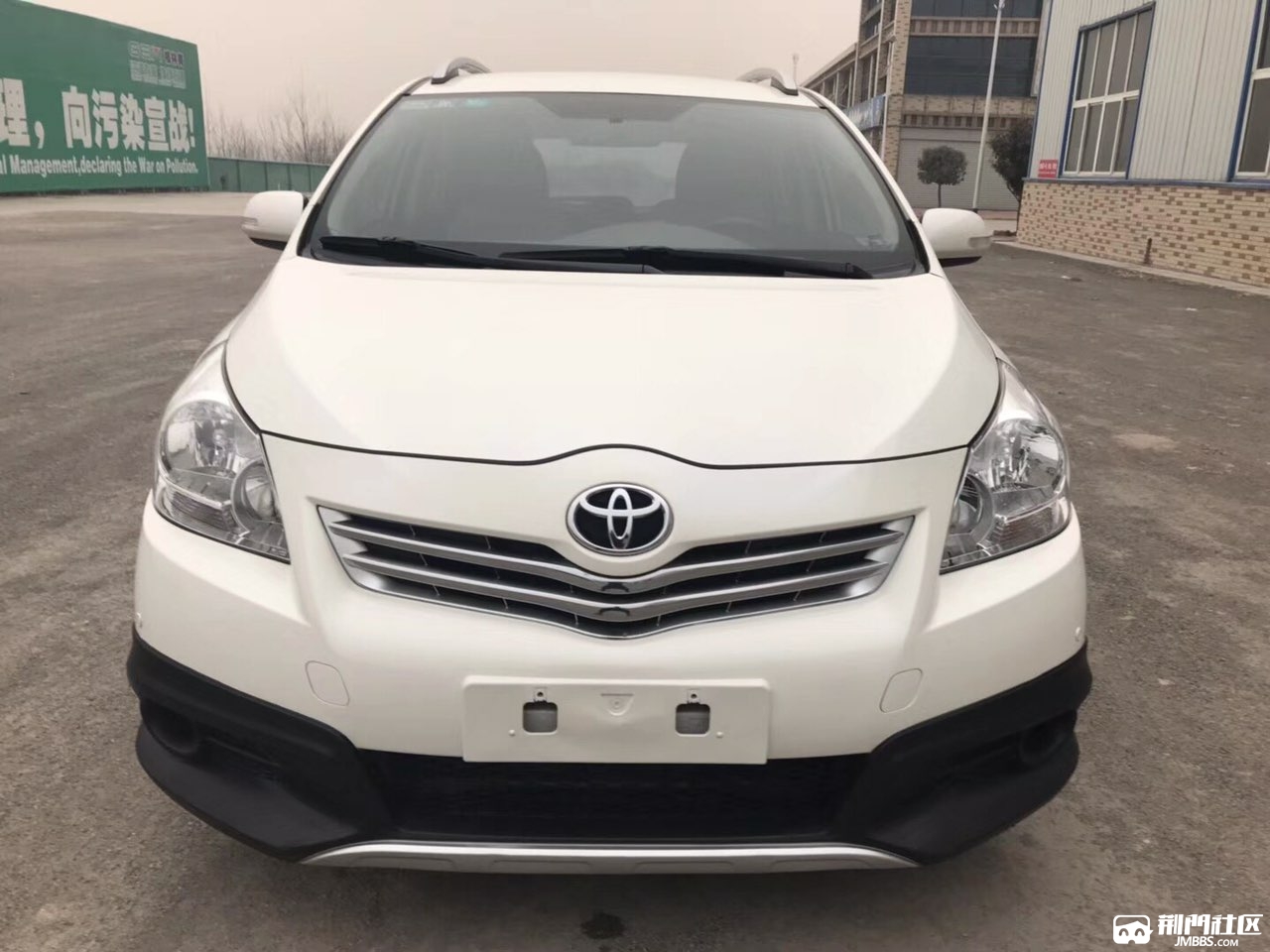 2016款丰田逸致spv车型.1.8发动机6速自动