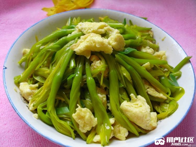 黄花菜炒鸡蛋