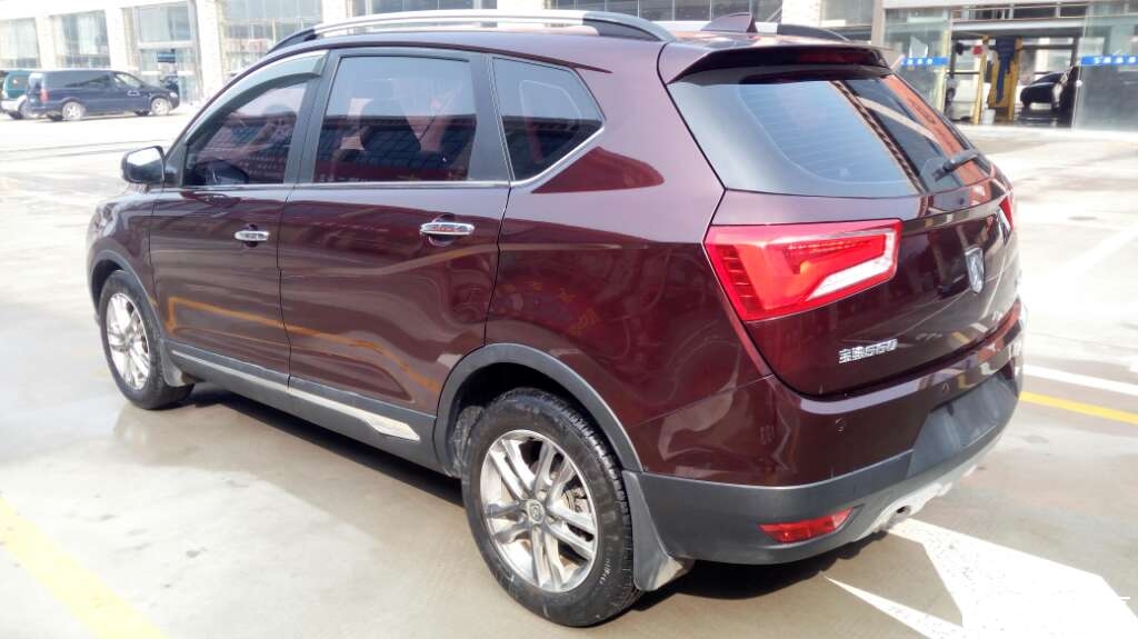 2015年宝骏560