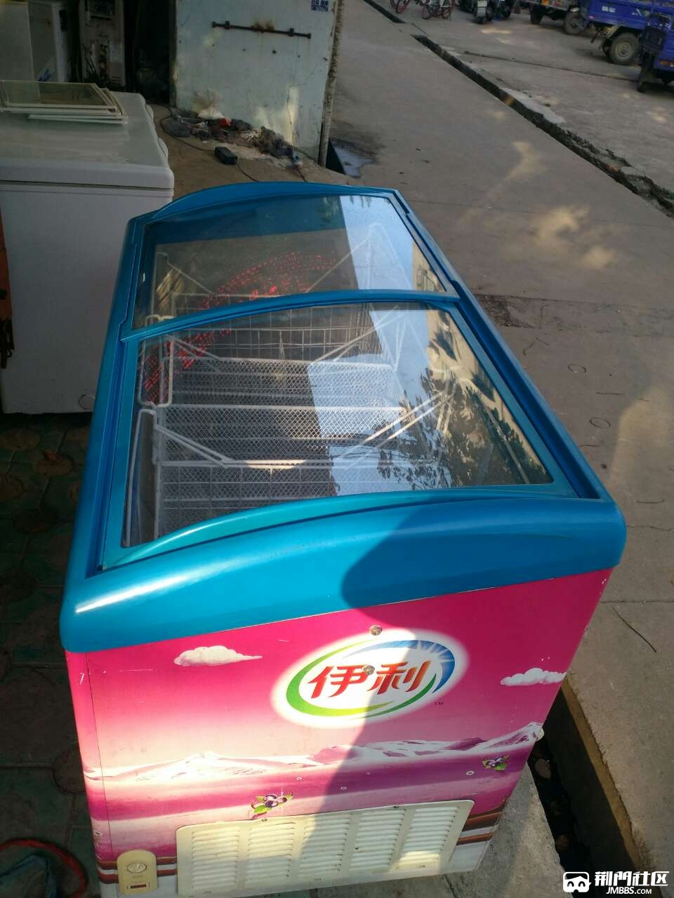 伊利328升冰柜550元