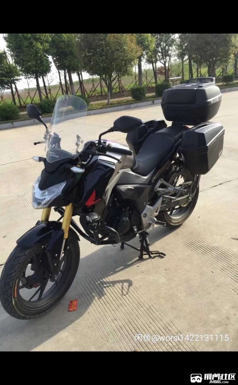 本田190cb 暴风雨 摩托车