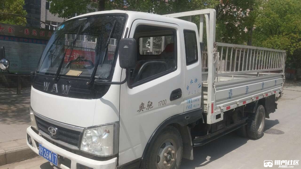 出售2012年奥驰1700,4米车厢,断气刹.价格