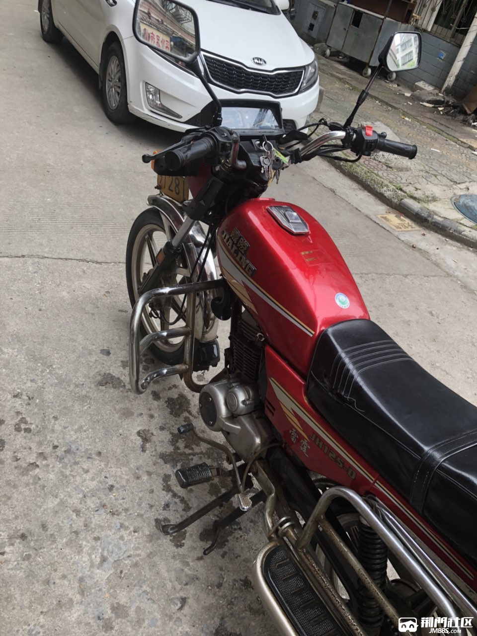 出售二手嘉陵摩托车一辆车况良好证件齐全价格优惠60