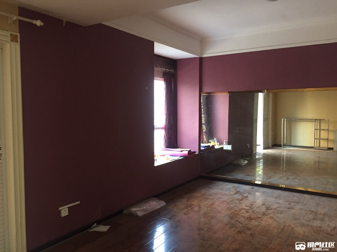 掇刀东方百货对面长风阳光城2楼213商铺亏本急售