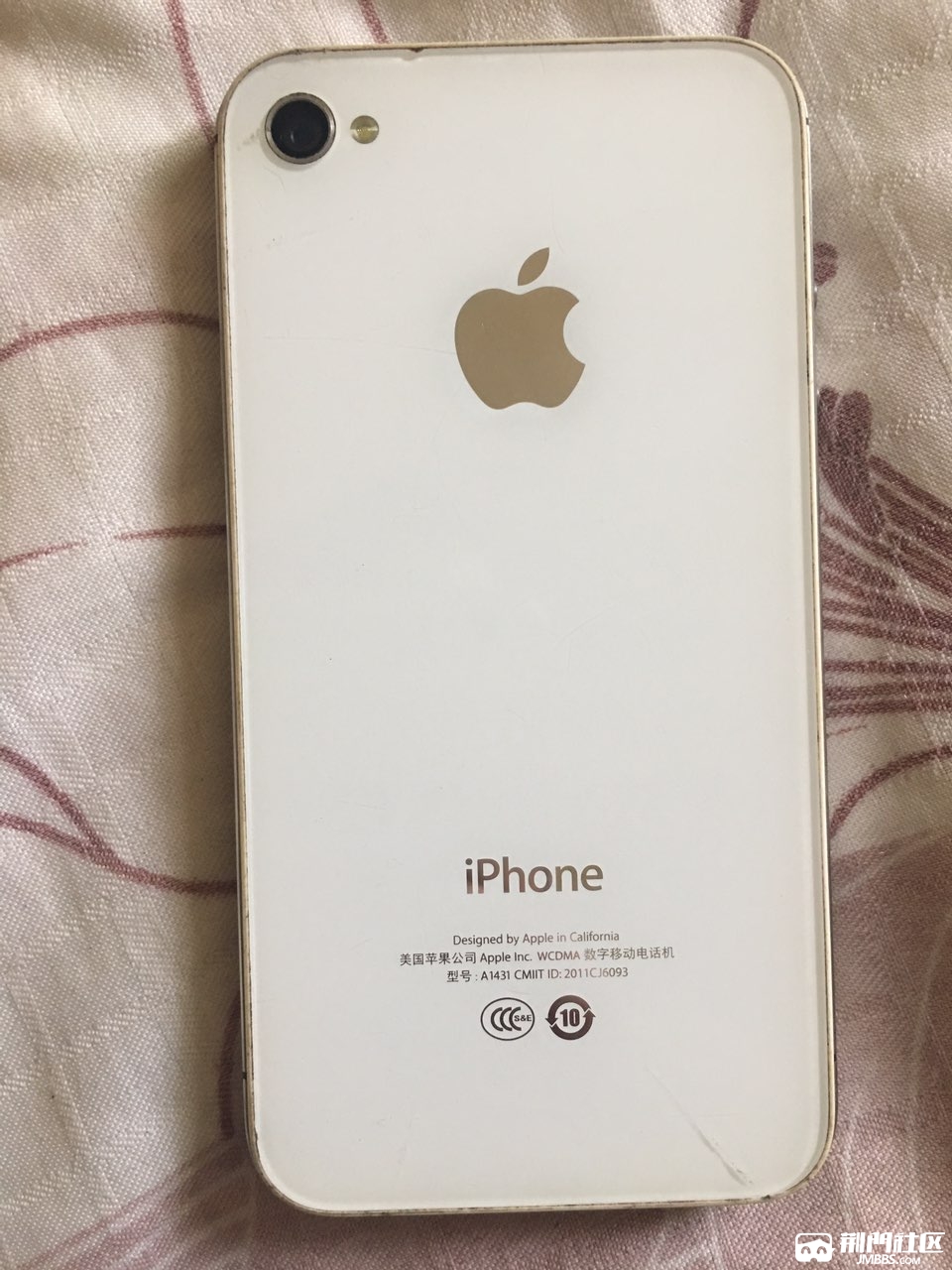 乔布斯经典款苹果4s出售