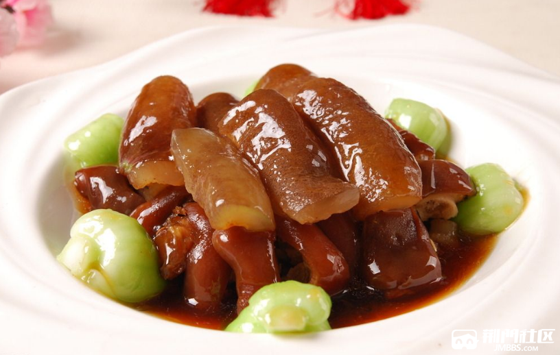 舌尖上的荆门海参吃法,猪蹄烩海参