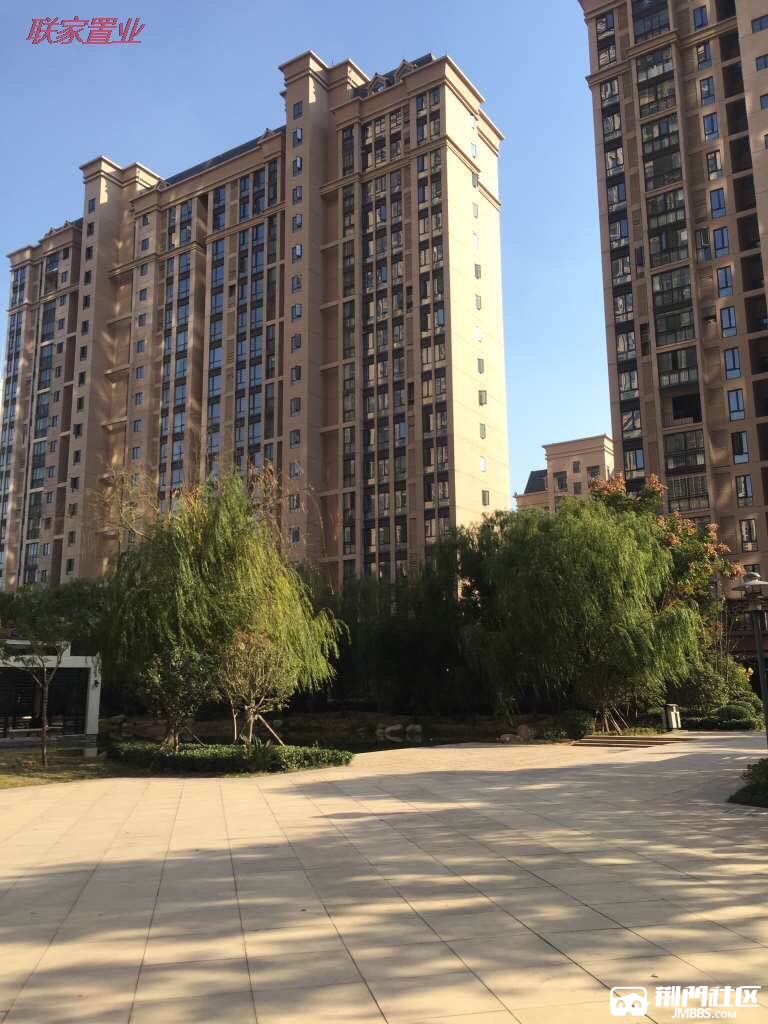 荆南熙园 104平 3室2厅 22楼 毛坯 69.8万!