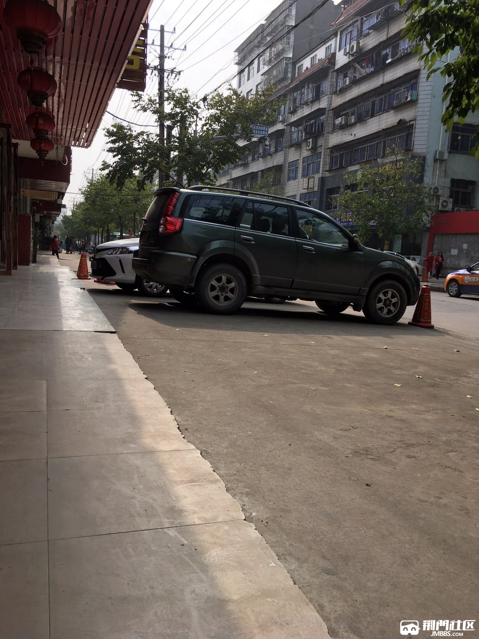 水产路临街餐馆优价转让 - 二手房租房小程序 - 荆门社区 - 强势媒体