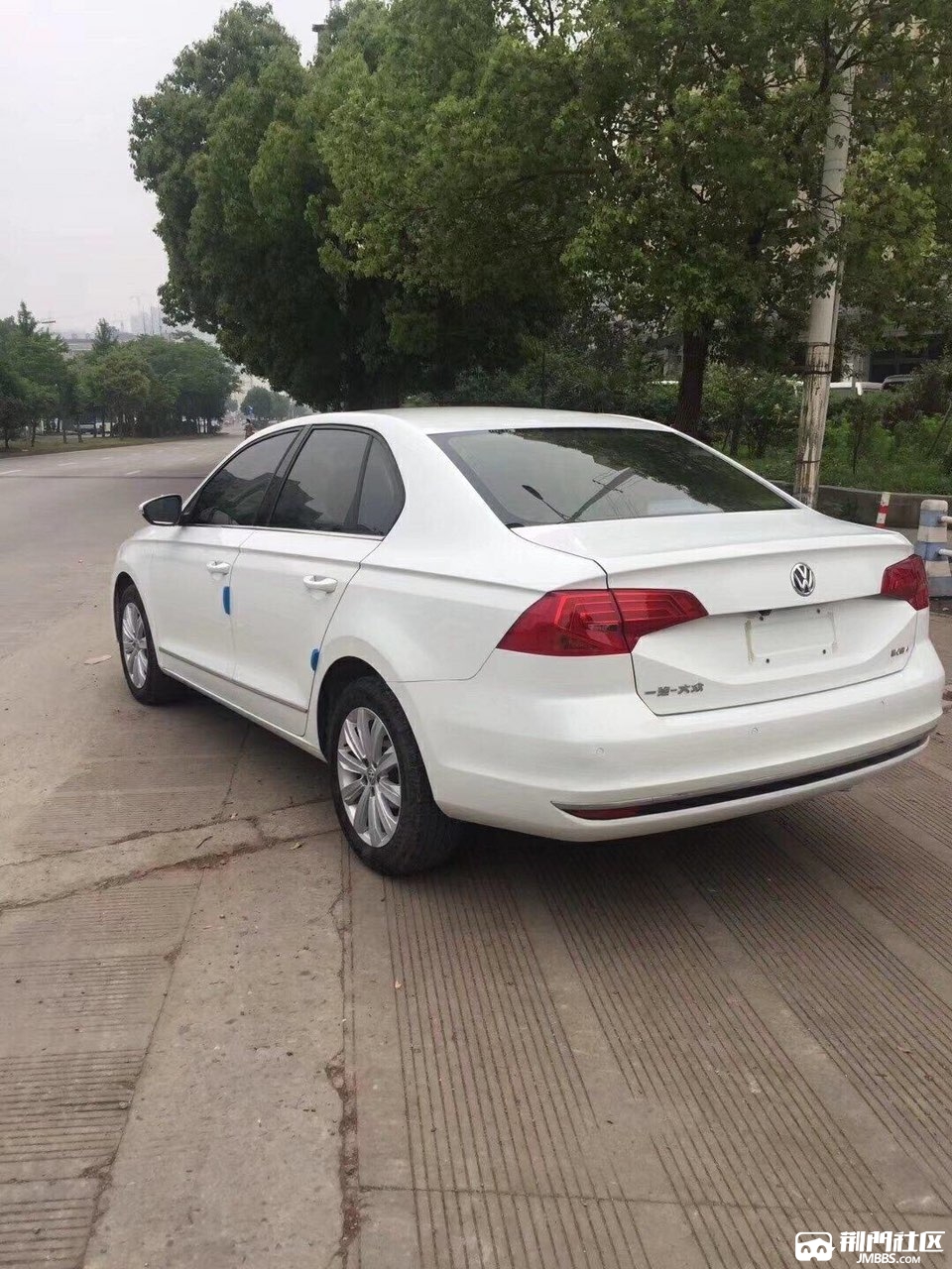 2015年10月上牌大众宝来顶配急售