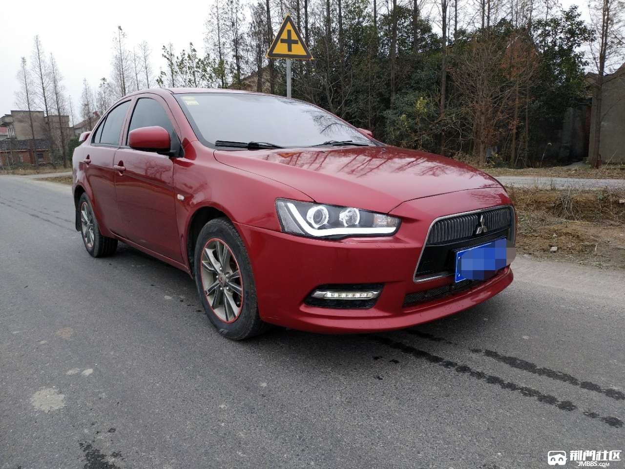 出售一手三菱翼神轎車,2015上牌,進口三菱發動機