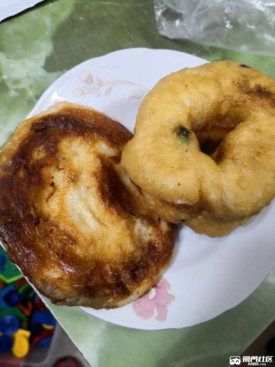 猪油饼,油圈也便宜一元一个