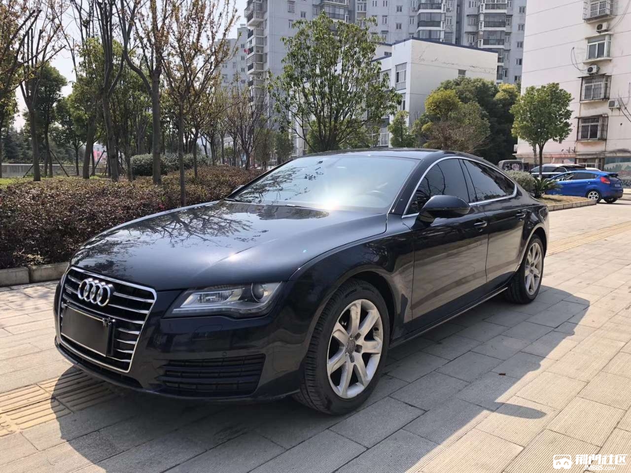 新货到13款奥迪a7一手车全时四驱电动吸合门电尾