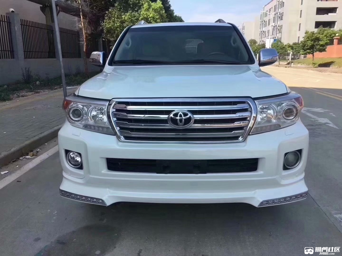 15年丰田陆地巡洋舰4600gxr中东版/白色