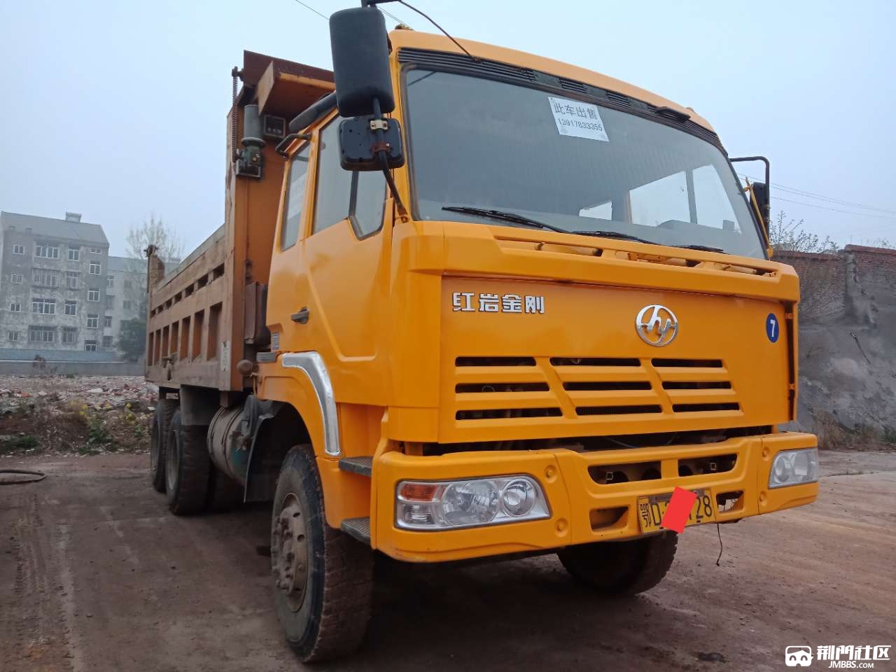 红岩金刚渣土车出售