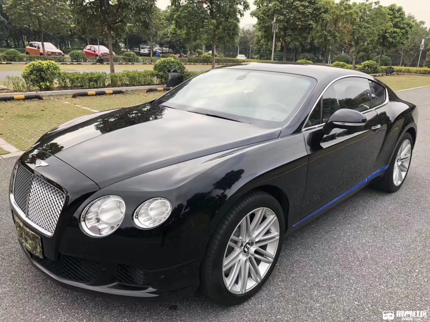 2015年宾利欧陆gt-6.0t/黑色