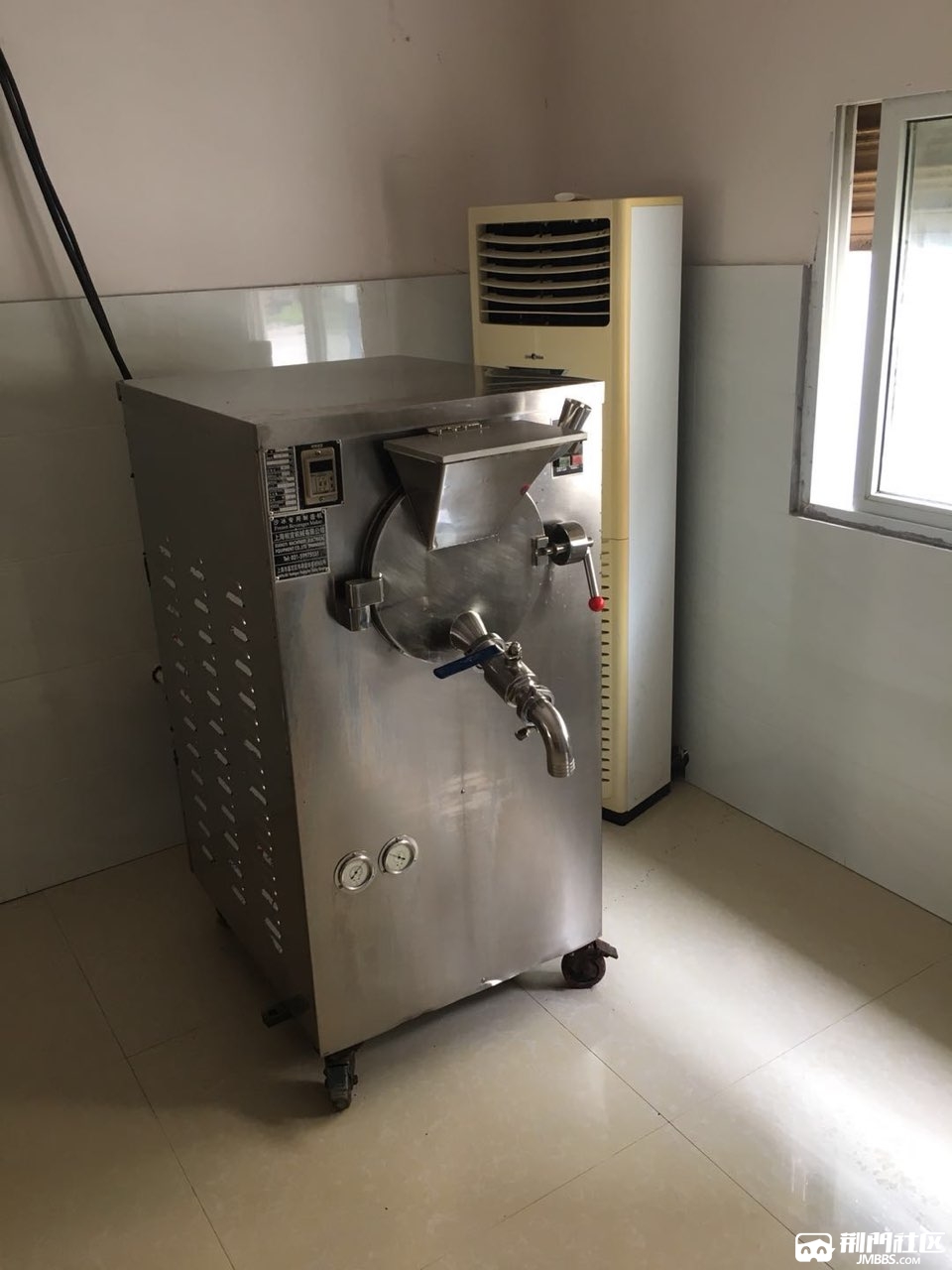 因本人有其它发展,现将绿豆冰沙生产设备(含沙冰机