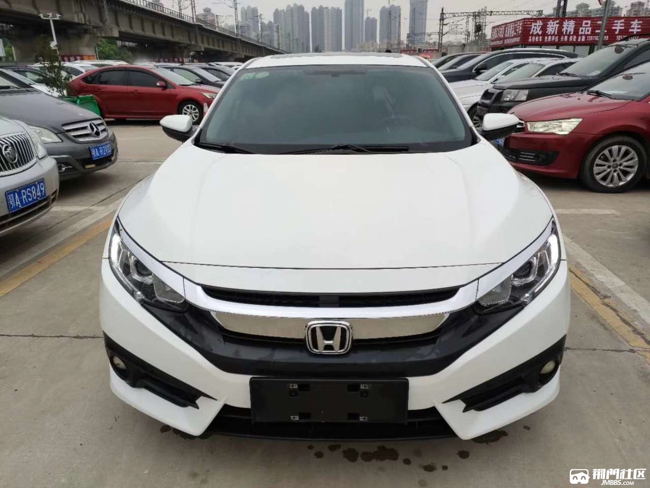神车2016年8月本田思域15自动带天窗豪华版