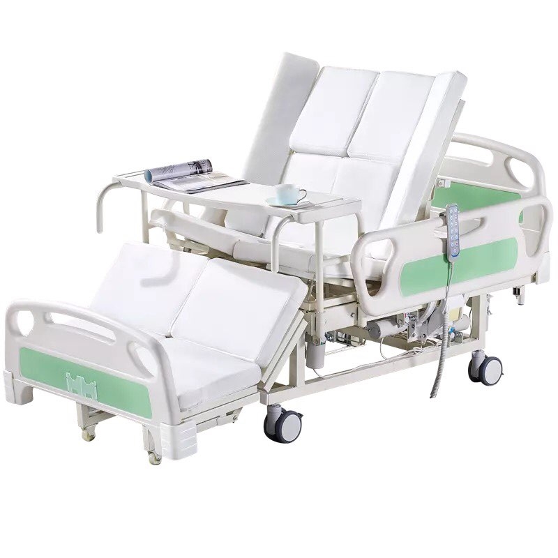 功能齐全,起背妨侧滑,上曲腿功能,下曲腿功能,自动便盆开孔,是护理