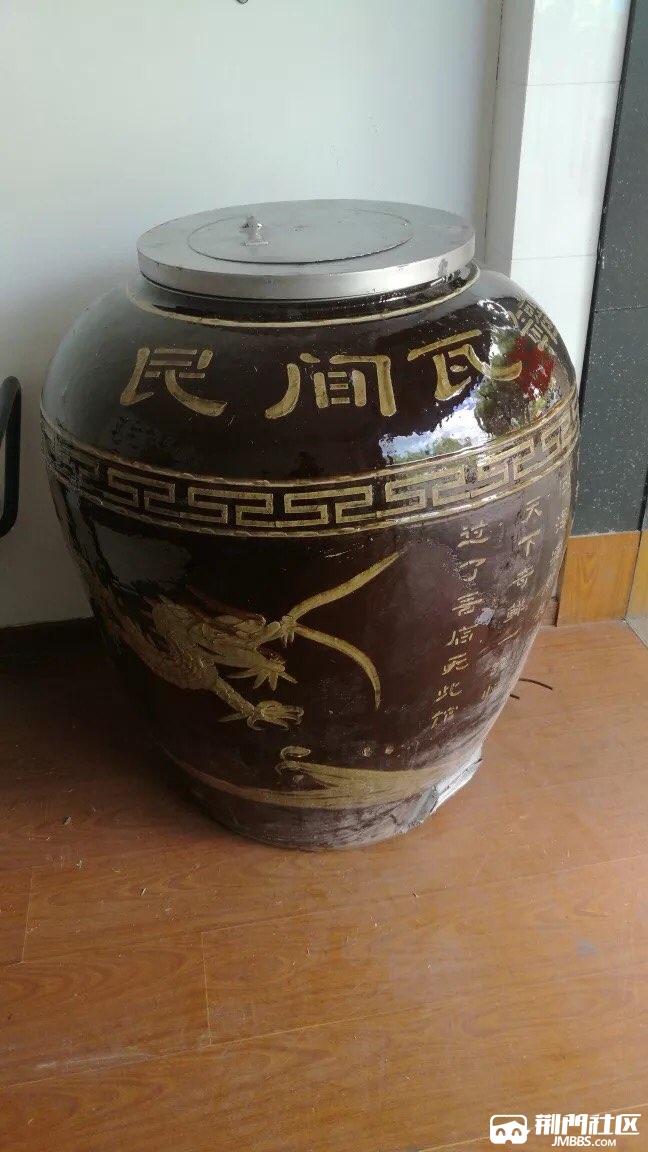 低价出售江西瓦罐汤煨汤的缸.13872909518