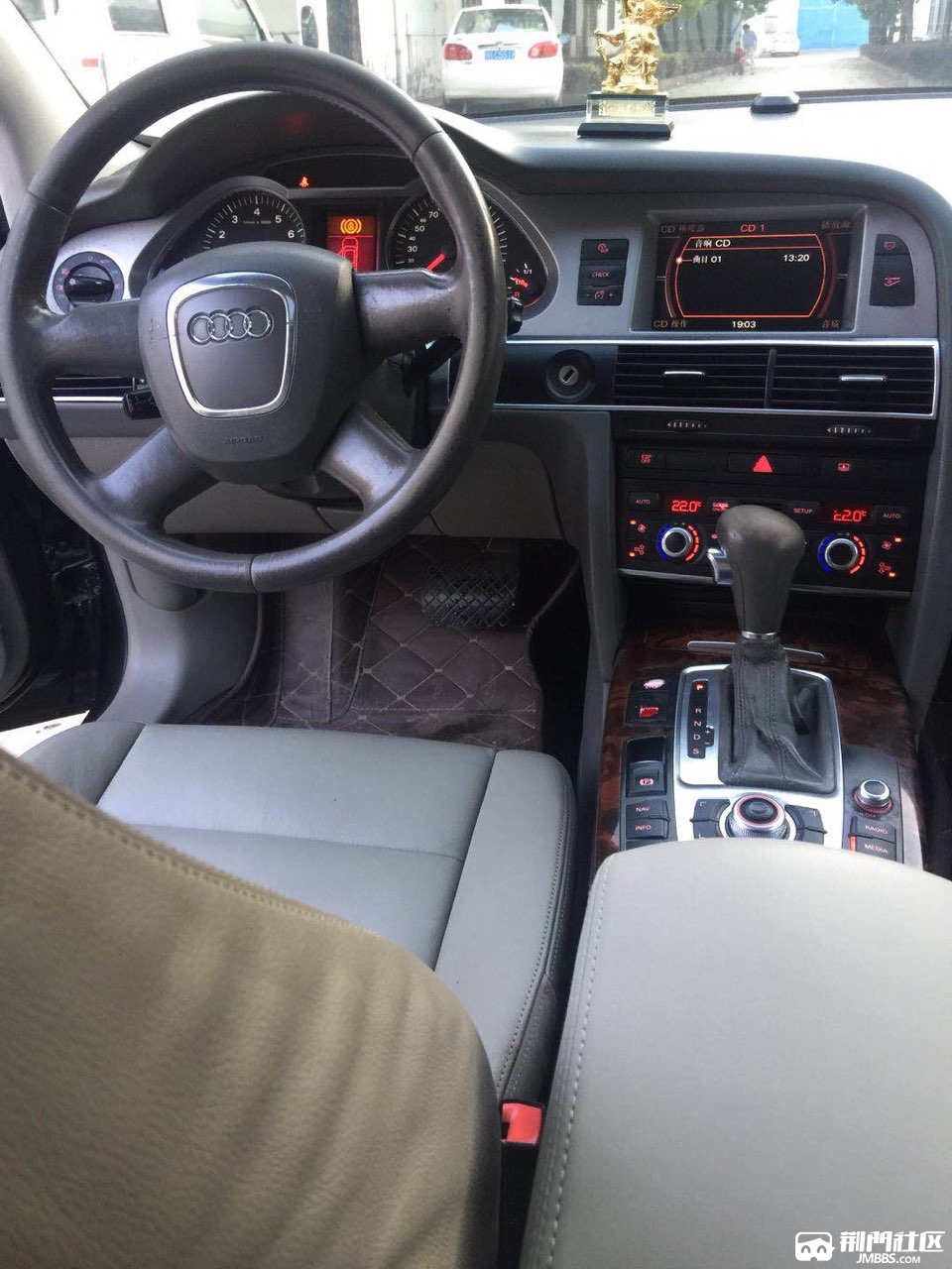 出售07年奥迪a6,2.4l顶配,车况精品,配置功