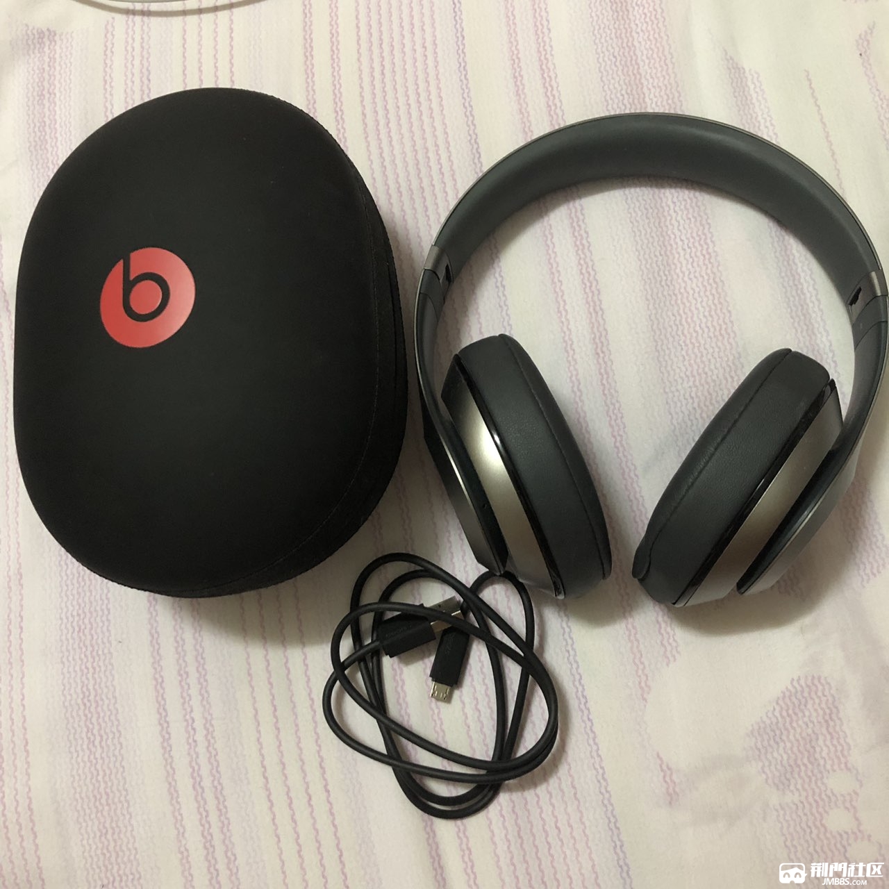 出售闲置beatsstudio2wireless耳机