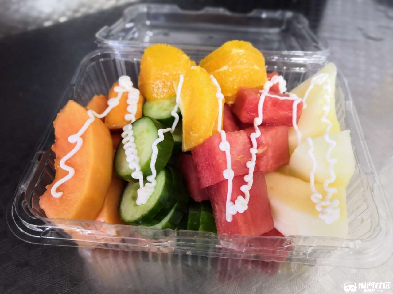切盒果子鲜果切我们用心做