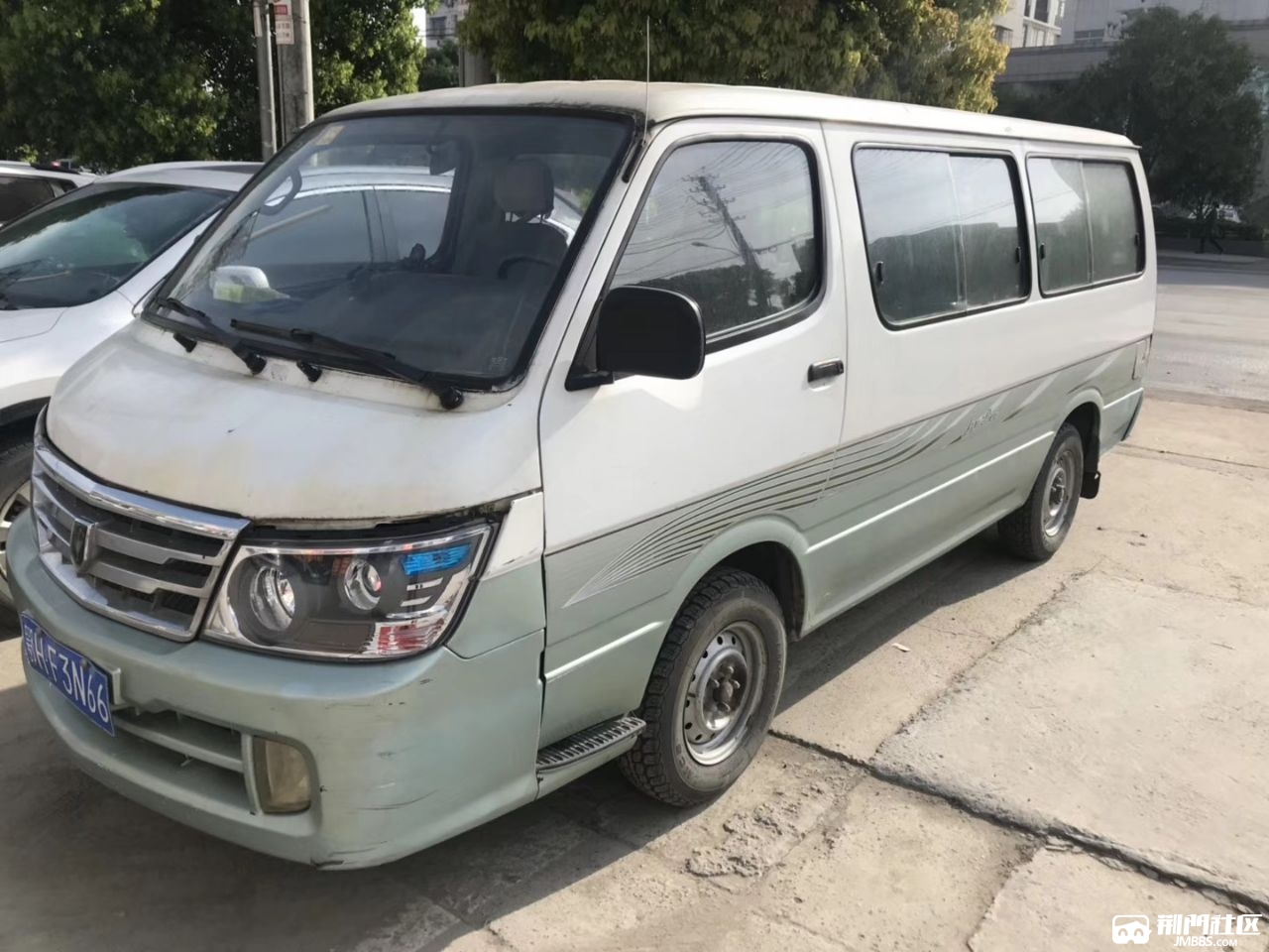 大空间面包车