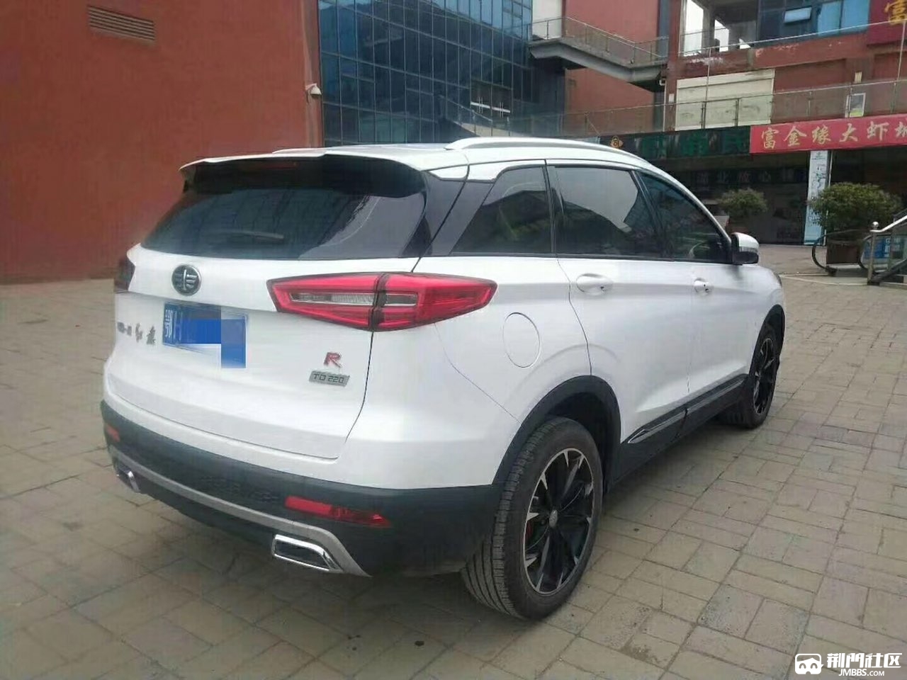 私家车一汽森雅r92018年8月12t自动现仅售9