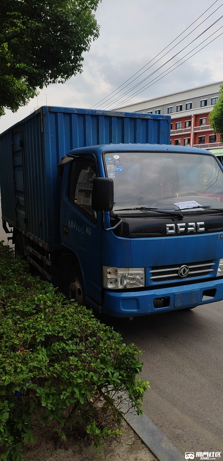 东风多利卡蓝牌38米箱式货车转让