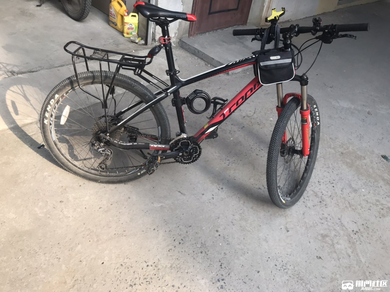 烈风马丁烈风山地车品牌型号:烈风新旧程度:八成新转