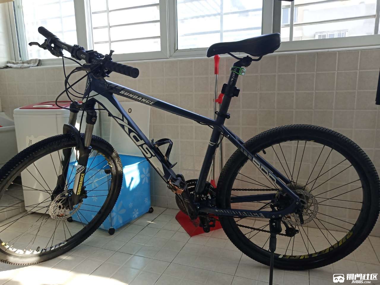 山地车9层新喜德盛逐日800低价甩卖