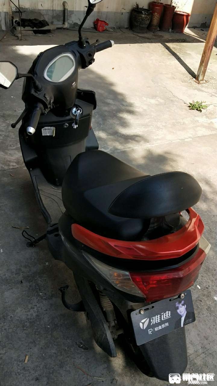 雅迪铂金版电动车换摩托车
