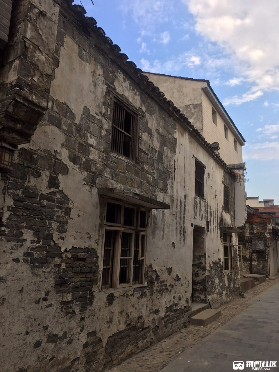 再次走入石牌老街感受岁月的沧桑石牌镇是一个具有