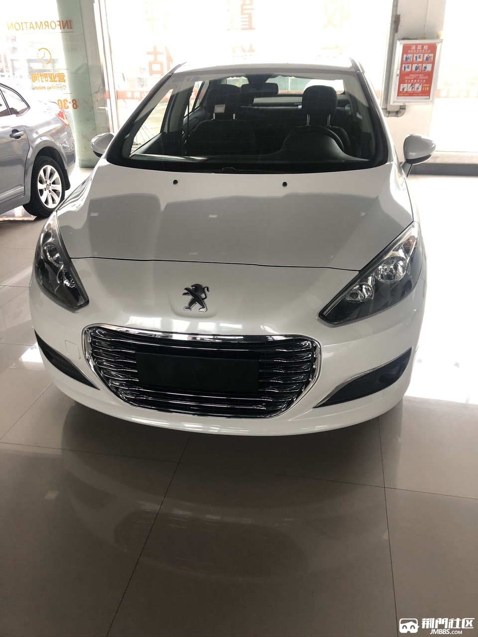 出售15年自动标致308一台小跑几万公里车况精