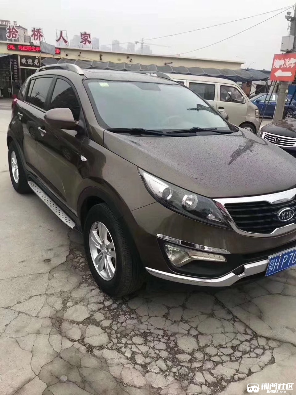 13年上牌起亚智跑,2.0高配,多功能方向盘,天窗