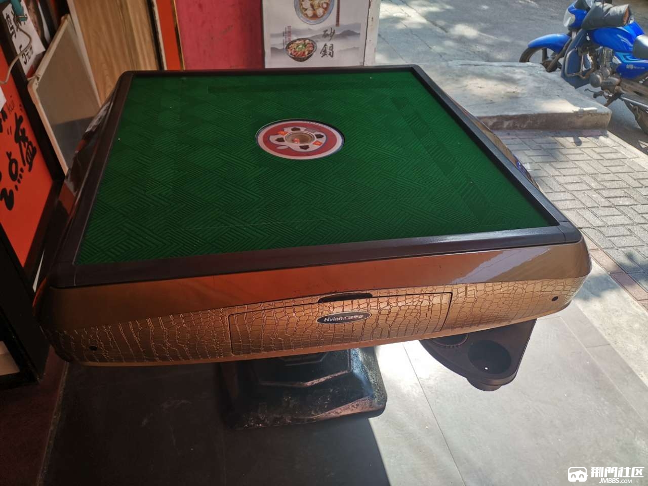 麻将机出售44的麻将子500元联系电话1325