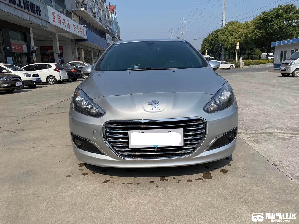 12年标致308 自动档 整车精品无事故 整车螺丝未动 极品车况 售价:3.