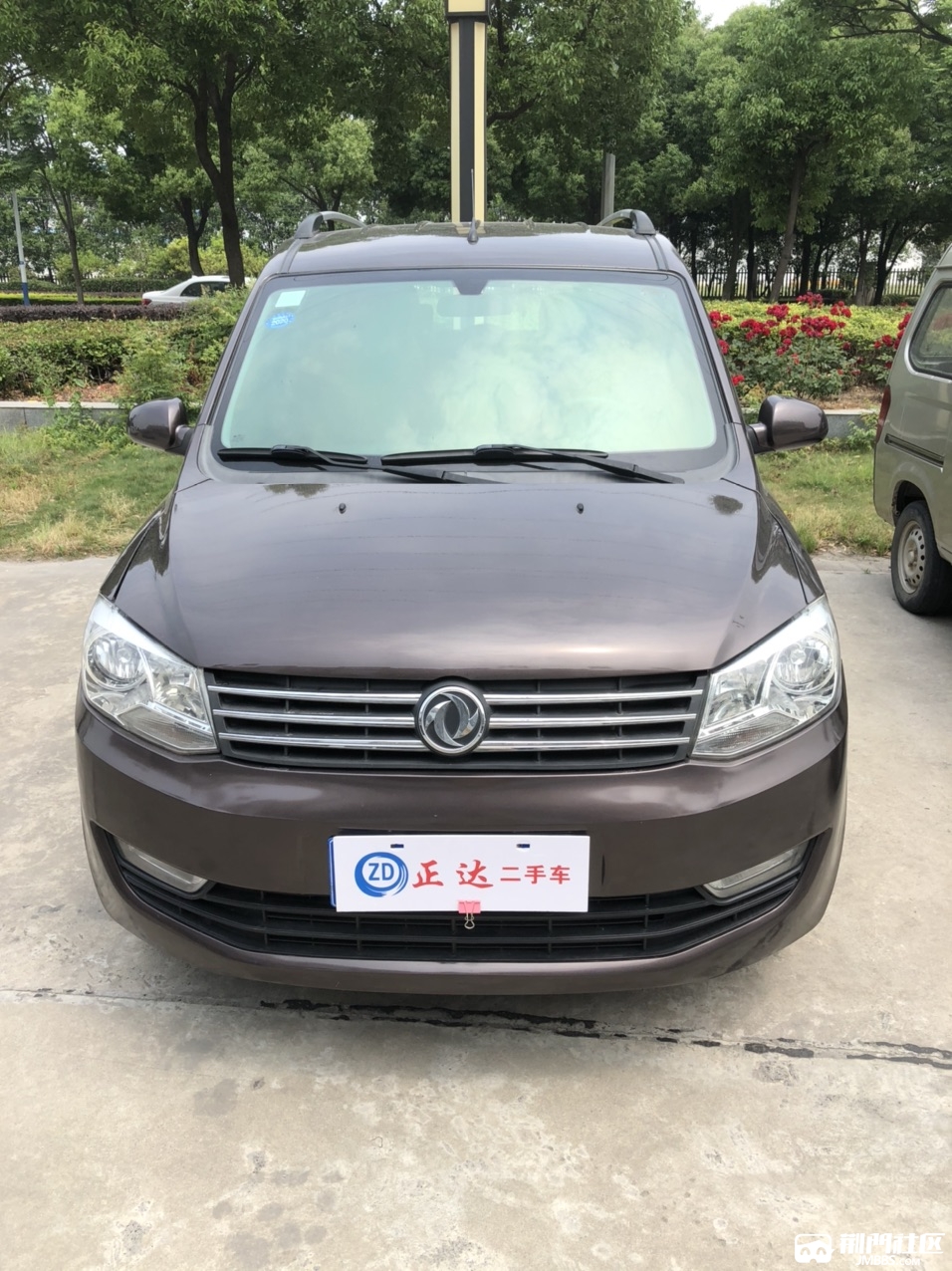 出售16年东风风光330,个人一手车,检车保险到8