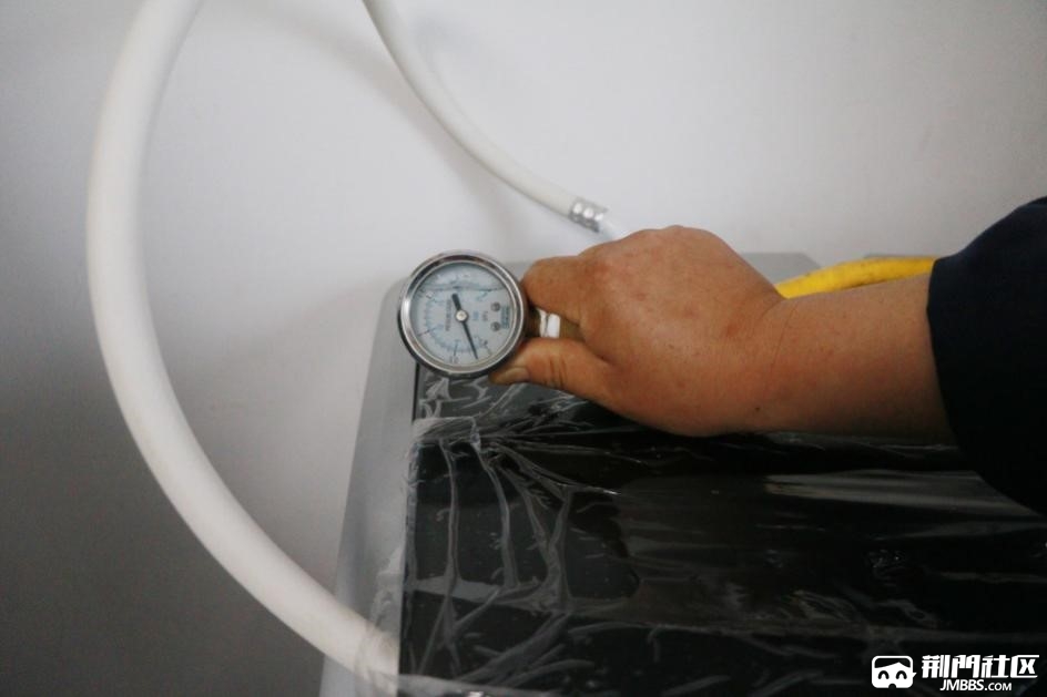 点赞!市供水总公司暖心行动,解决百户水压问