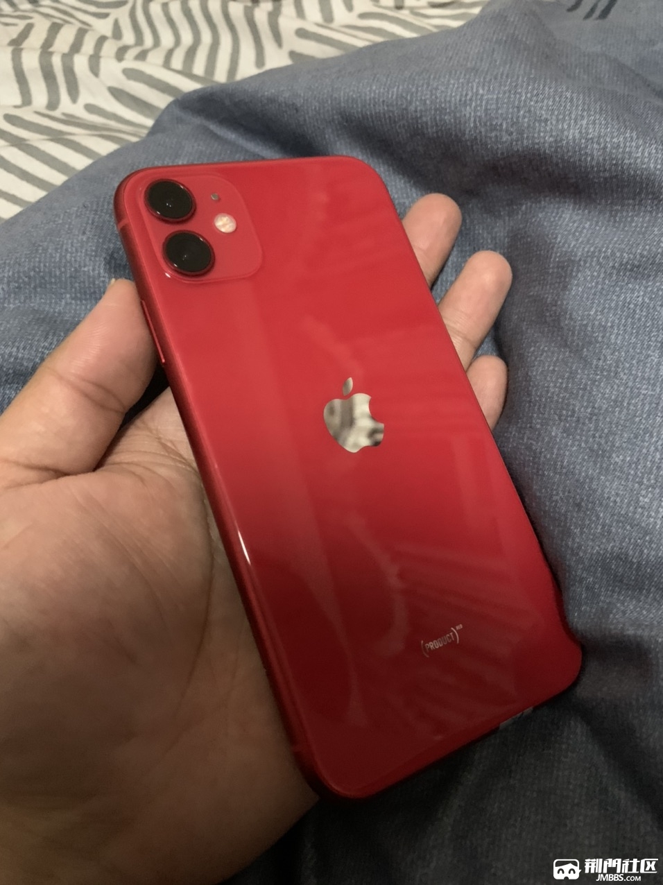 出红色卡贴11 充电40次  3250 送卡贴