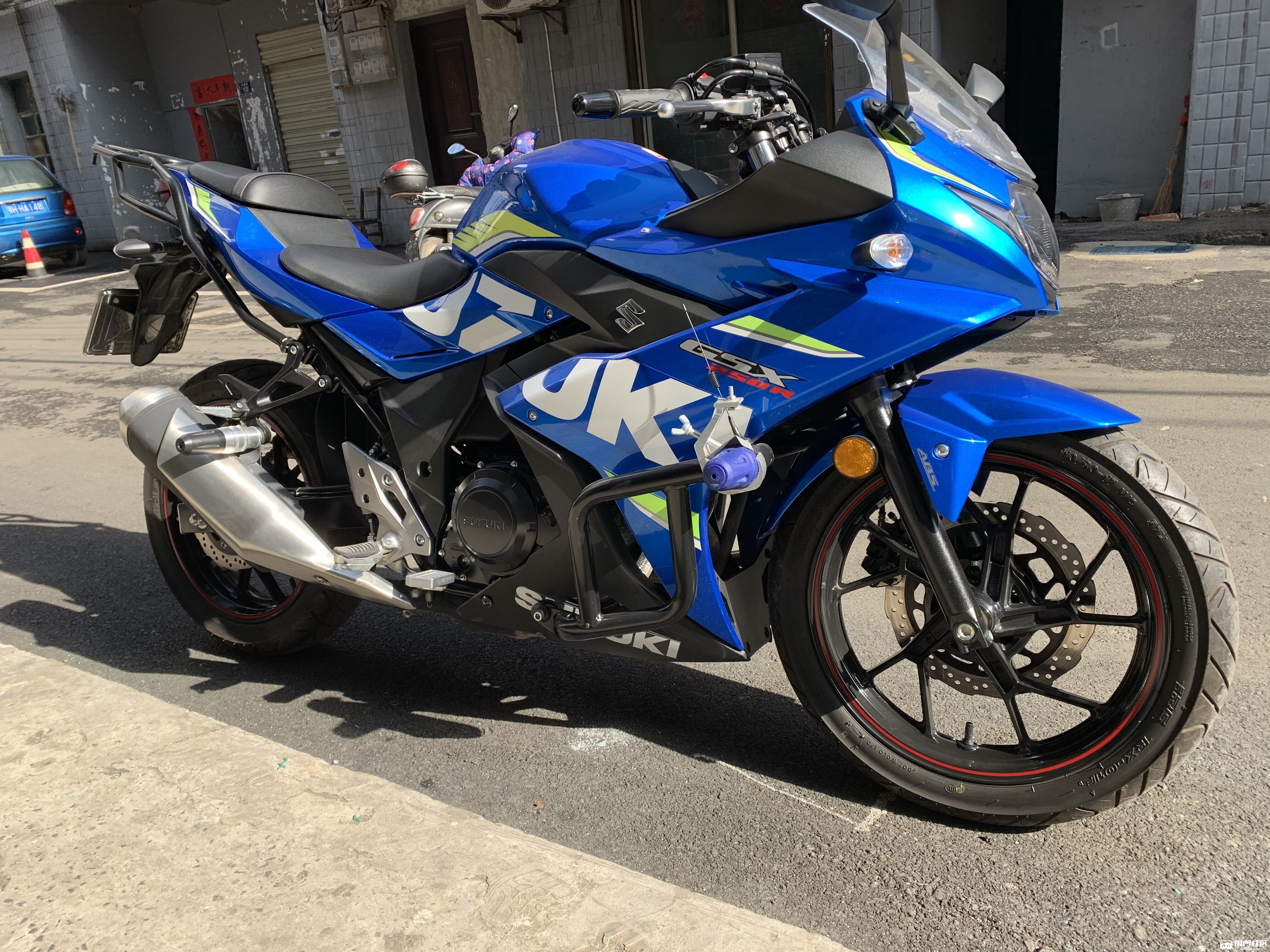 铃木250双缸割爱