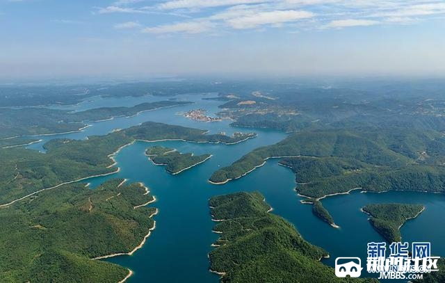图为荆门漳河水库美景.新华网发 蒋子龙摄