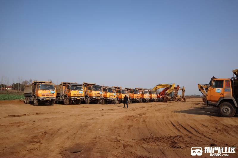 渣土公司更换新车,处理一批旧车