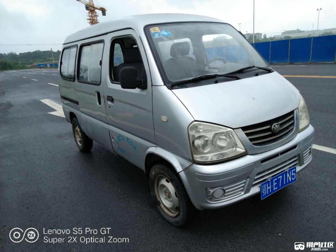 2011年一汽佳宝面包车五菱发动机4000元包过