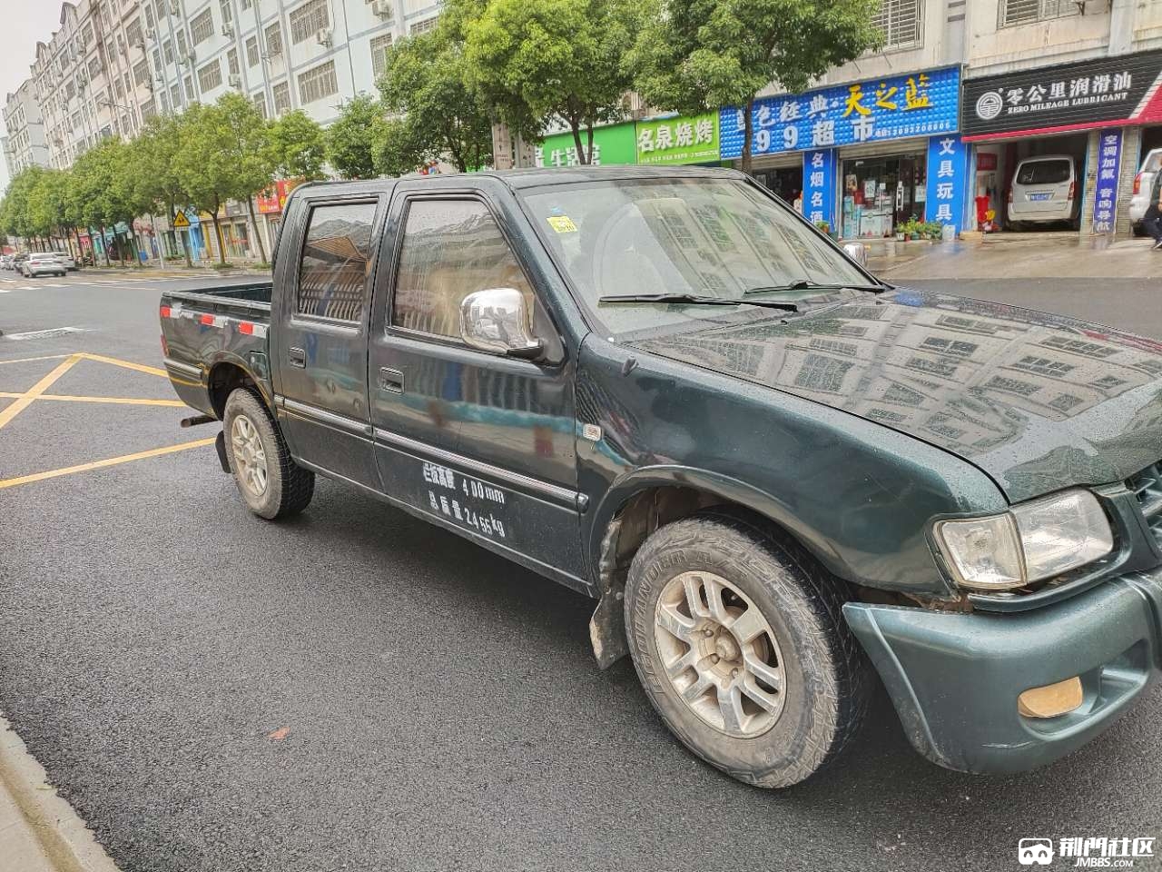 低价出售皮卡车